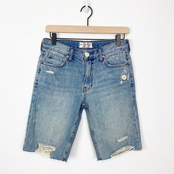 ✨Free People ✨ Caroline Cut Off Shorts🌸 - Picture 1 of 10